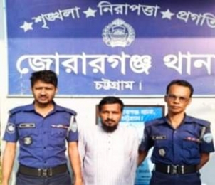 মিরসরাইয়ে মির্জা ফখরুলের গাড়িবহরে হা'ম'লা'র ঘটনায়   সাবেক গণপূর্তমন্ত্রী মোশাররফসহ ৬৫ জনের বিরুদ্ধে মামলা