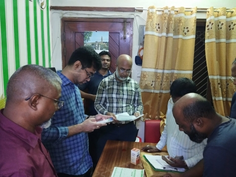 সিরাজগঞ্জে যৌথবাহিনীর অভিযানে ১ ভুয়া চিকিৎসককে জরিমানা