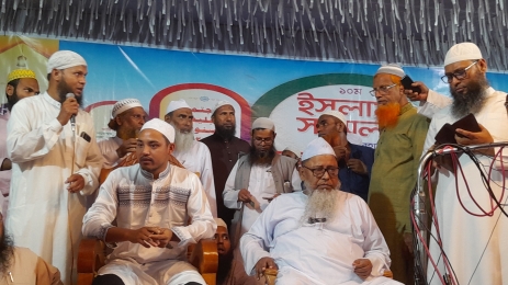 লালমনিরহাটে ধর্ম পরিবর্তন করে ইসলাম ধর্ম গ্রহণ করেছেন উৎপল কুমার।
