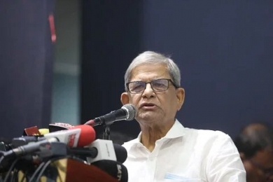 বিপদ এখনও পুরোপুরি কাটানো  যায়নি, সাবধান থাকুন : মির্জা ফখরুল 