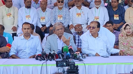 এমন কাউকে দায়িত্ব দেয়া যাবে না যার কারণে সরকার বির্তকিত হয় -মির্জা ফখরুল