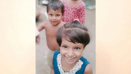 বিষাক্ত খাবার খেয়ে শিশু ভাই-বোনের মৃত্যু 