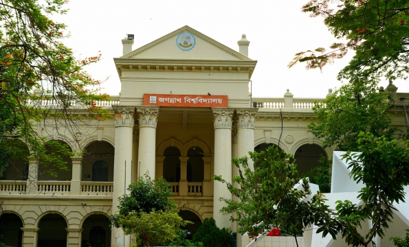 জবিতে সাংবাদিকের ওপর হামলার অভিযোগ ছাত্রদলের বিরুদ্ধে