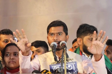 নুরুল হক আরও দুই -এক বছর তত্ত্বাবধায়ক সরকার দেখতে চান