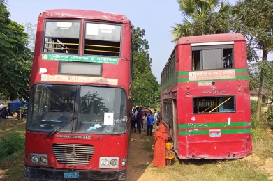 গাজীপুরে বনভোজনের বাসে বিদ্যুৎস্পৃষ্ট, ইসলামী বিশ্ববিদ্যালয়ের তিন শিক্ষার্থী নিহত হয়েছেন