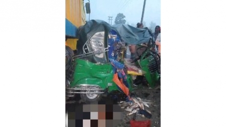 নোয়াখালীতে সিএনজি-পিকআপ ভ্যানের সংঘর্ষে হাতিয়ার যুবকের মৃত্যু