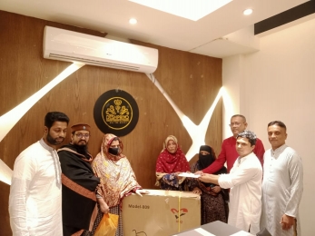 কুমিল্লায় বৈষম্য বিরোধী ছাত্র আন্দোলনের উদ্যোগে আহতদের সহায়তা প্রদান 