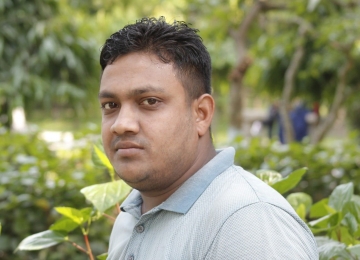 আওয়ামী লীগ নেতা থেকে বিএনপি নেতা বনে যাওয়ার গল্পে আবারও নিপিড়ীত এলাকাবাসী।