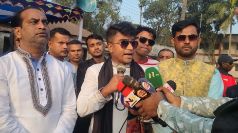 নরসিংদীতে বিজয়ের মাস উপলক্ষে প্রীতি ফুটবল ম্যাচ অনুষ্ঠিত 