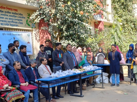 বিজয় দিবস উপলক্ষে কৃষকদের বিনামূল্যে বীজ সরবরাহ করলো 'শস্যবৃত্ত'
