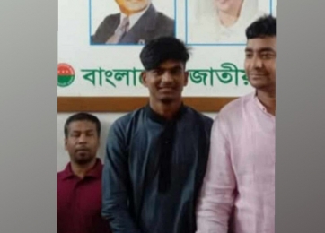জবি শিক্ষার্থীর ওপর শারীরিক নির্যাতনের অভিযোগ ছাত্রদল কর্মীর বিরুদ্ধে