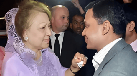 সাত বছর পর মা-ছেলের দেখা 