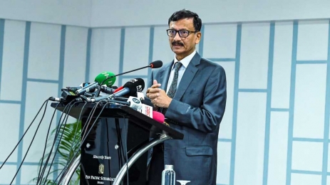 পররাষ্ট্র উপদেষ্টা: বিনিয়োগে আস্থা ফেরাতে দ্রুতই নির্বাচনী রোডম্যাপ আসছে