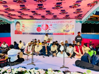 পূবাইলে শাহ সুফী আইজউদ্দিন ফকিরের ওরশ উপলক্ষে মিলাদ মাহফিল ও বিচার গান অনুষ্ঠিত 