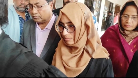 জামিন পেলেন লালমনিরহাটের আলোচিত ম্যাজিস্ট্রেট তাবাসসুম উর্মি
