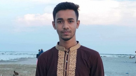 নোয়াখালী মেডিকেলে ভর্তির সুযোগ পেয়েও দুশ্চিন্তায় গাইবান্ধার নাফিস