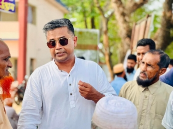 শেখ হাসিনার নির্দেশে লিফলেট বিতরণের অভিযোগে জেলা যুবলীগ নেতা গ্রেপ্তার।