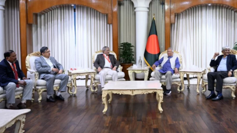 সংলাপের মাধ্যমে শুরু হলো সরকারের দ্বিতীয় অধ্যায় : প্রধান উপদেষ্টা