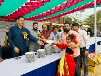 পূবাইলে মাজুখান সরকারি প্রাথমিক বিদ্যালয়ের পুরষ্কার বিতরণ অনুষ্ঠিত
