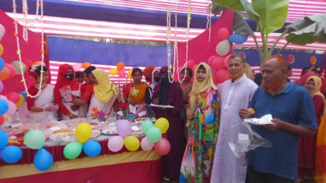নাগরপুর মহিলা কলেজে বসন্ত বরণ ও পিঠা উৎসব
