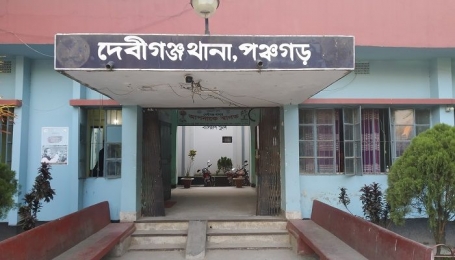 পঞ্চগড়ের দেবীগঞ্জে কাভার্ড ভ্যানের চাপায় ভ্যান চালকের মৃত্যু,গ্রেপ্তার ১