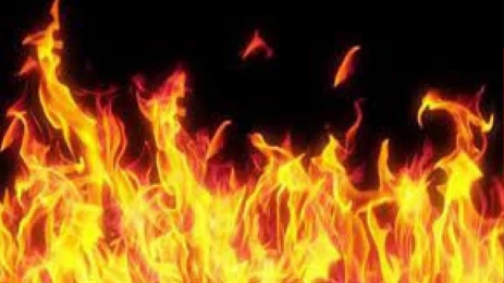 গাজীপুরে ঝুটের গুদামে ভয়াবহ আগুন 