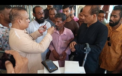 ঝালকাঠিতে ডা:জিয়া হায়দারের বিনামূল্যে স্বাস্থ্যসেবা:আট শতাধিক রোগীর মুখে হাসি।