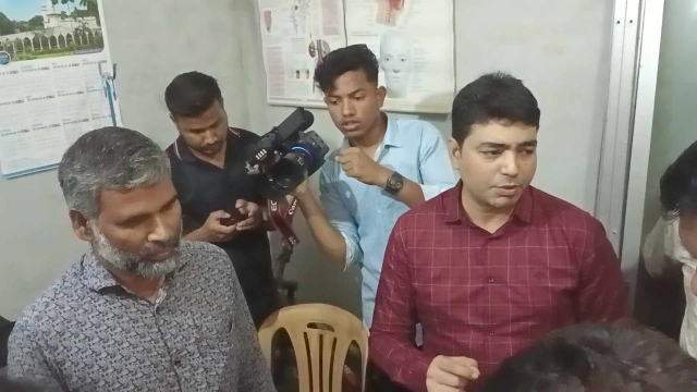 লালমনিরহাটে ভুয়া ডাক্তারদের বিরুদ্ধে ভ্রাম্যমাণ আদালতের অভিযান: চেম্বার সিল, ১ লক্ষ টাকা জরিমানা