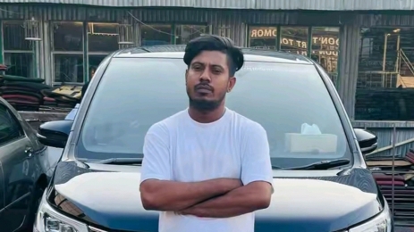 চট্টগ্রামে গু লি বি দ্ধ ‘ঢাকাইয়া আকবর’ চিকিৎসাধীন অবস্থায় মা রা গেলেন