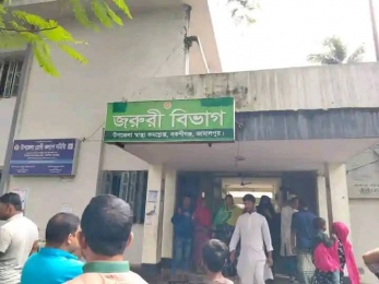 জামালপুর অটোরিকশার ধাক্কায় নিভে গেল পাঁচ বছরের রাফির প্রাণ।