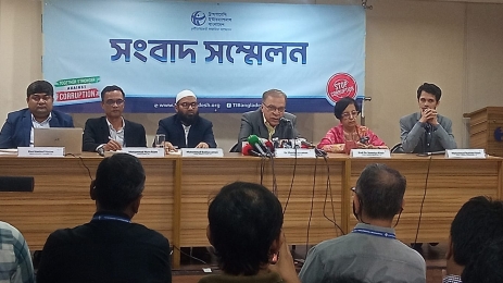 অবৈধ লেনদেনে বাড়ছে মোবাইল ব্যাংকিংয়ের ব্যবহার 