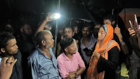 নিঝুমদ্বীপে ‘নামাজরত’ অবস্থায় বৃদ্ধাকে কুপিয়ে হ ত্যা