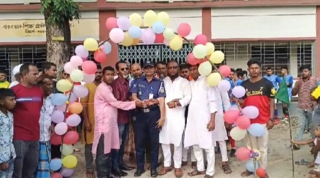বকশীগঞ্জে আরাফাত রহমান কোকো স্মৃতি ফুটবল টুর্নামেন্টের উদ্বোধন