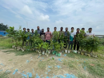 জবির দ্বিতীয় ক্যাম্পাসে ছাত্রদল নেতা মাহমুদের উদ্যোগে বৃক্ষরোপণ কর্মসূচি
