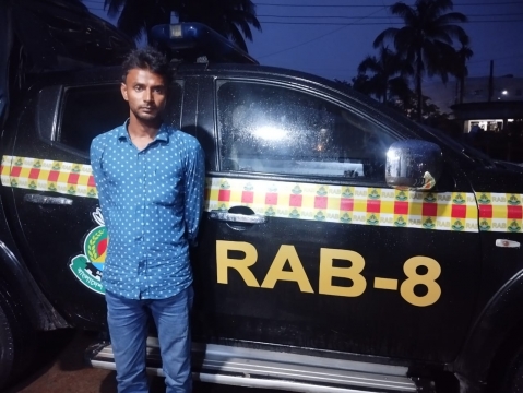 গলাচিপায় ১৩ বছর বয়সী কিশোরীকে ধর্ষণের মামলায় প্রধান আসামি গ্রেফতার