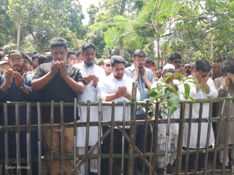 শহীদ আবু সাঈদের কবর জিয়ারতের মধ্য দিয়ে ‘দেশ গড়তে জুলাই পদযাত্রা’ শুরু করল এনসিপি 