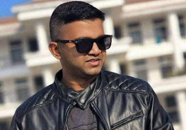 বিমান বি*ধ্বস্তের নিহত স্কোয়াড্রন  লিডার তৌকির