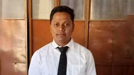 ওসি স্যারের আতে-পায়ে দইরাও লাভ হইলো না, আমার পোলাডারে জেলে ডুকাইয়া দিল