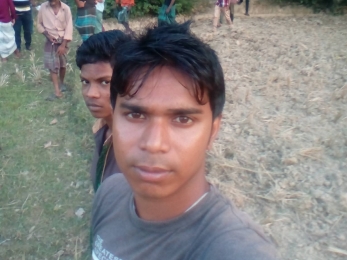 অকালে নিভে গেল একটি তরুণ প্রাণ, সমাজয়ের মৃত্যুতে তার পরিবারে শোকের ছায়া।
