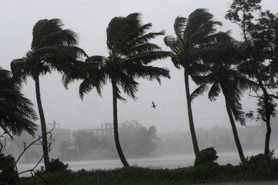 কয়েক ঘণ্টার মধ্যে যেসব অঞ্চলে ঝড় বইতে পারে।