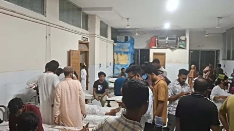 স্বাস্থ্যখাত সংস্কার আন্দোলন: দুই গ্রুপের সংঘর্ষে আহত ১০।