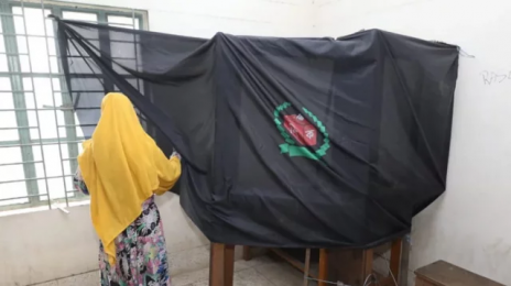 নির্বাচনে তরুণ ভোটারদের আকৃষ্ট করতে বিশেষ বুথ