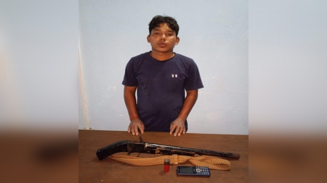 সেনাবাহিনীর হাতে অস্ত্রসহ ইউপিডিএফের (প্রসিত) কালেক্টর আটক 