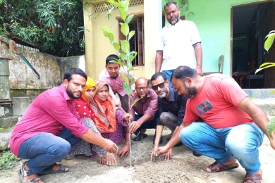 বকশীগঞ্জে 'বিসমিল্লাহ ফাউন্ডেশন'-এর বৃক্ষরোপণ কর্মসূচি পালন।