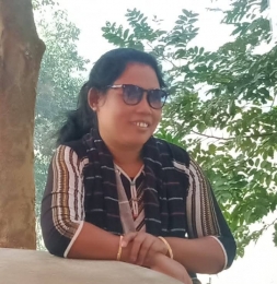 শেরপুরে আওয়ামীলীগ নেত্রী, দুপুরে গ্রেফতার-  বিকেলে জামিনে মুক্ত। সোস্যাল মিডিয়ায়  সমালোচনার ঝড়!