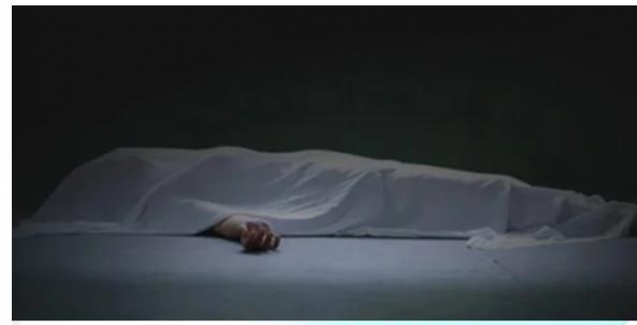 স্কুলছাত্রীর ঝুলন্ত মরদেহ উদ্ধার।