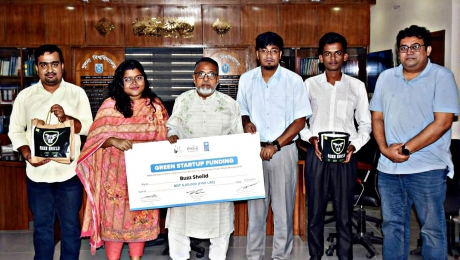 গ্রিন স্টার্টআপ সিড গ্রান্টে সেরা দশে খুবির দল মশার কয়েলের বিকল্প উদ্ভাবনী পণ্য ‘বাজ শিল্ড’