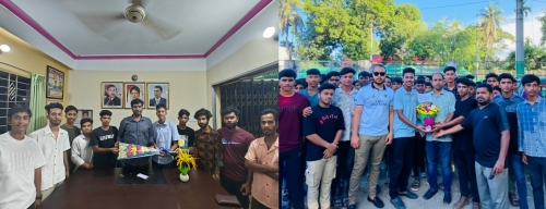 হবিগঞ্জ জেলা ছাত্রদলের সভাপতি, সেক্রেটারিকে সাইফ আব্দুল্লাহ'র ফুলের শুভেচ্ছা 