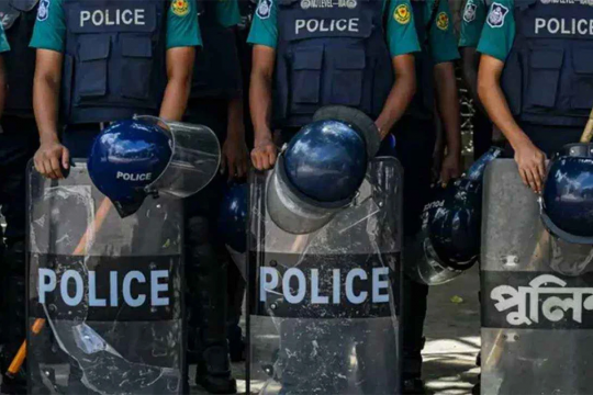 সুষ্ঠু নির্বাচন নিশ্চিতে প্রশিক্ষণের আওতায় দেড় লাখের বেশি পুলিশ।