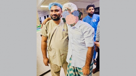 মাথার খুলি খুলে ফ্রিজে রেখে, হাঁটতে পারছে চবি - শিক্ষার্থী 